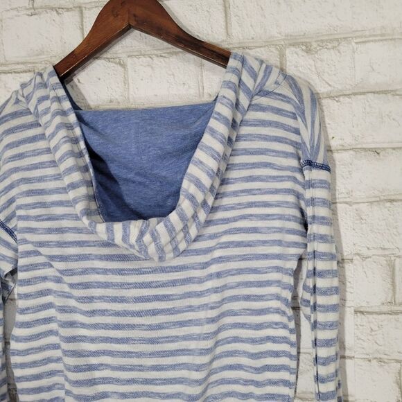 Mossimo Supply Co stripe hooded top - Picture 10 of 12